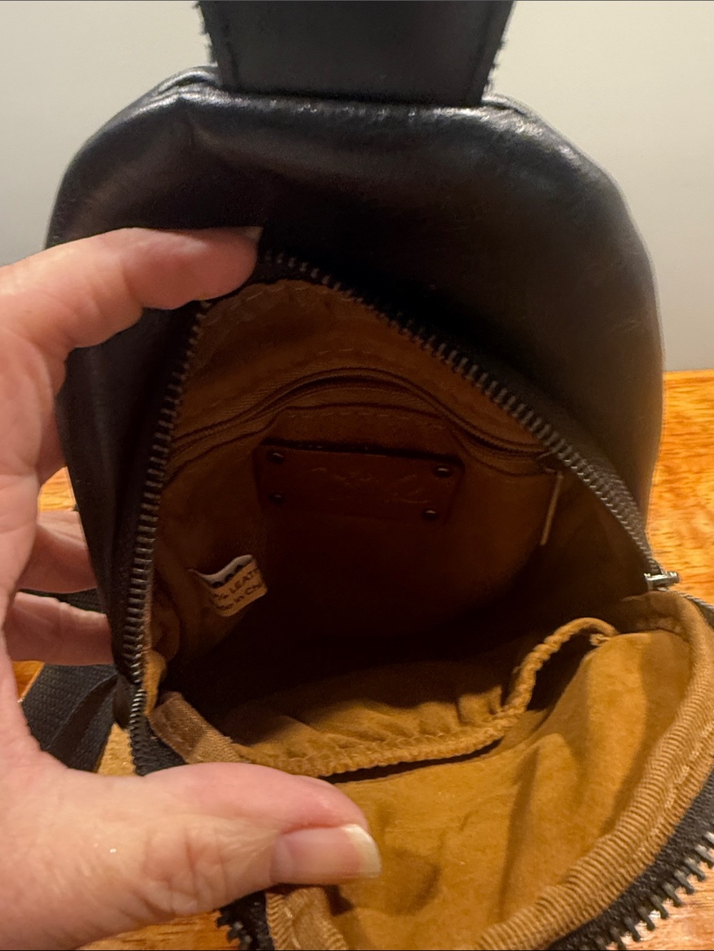 Patricia Nash Black Leather Sling Bag - Compact Crossbody - Picture 4 of 8